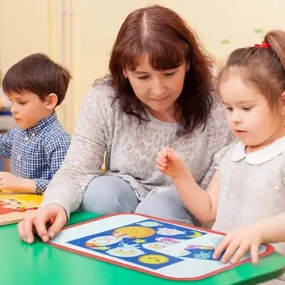 Tableau d'Activité Montessori - MontessoriBoard™ - Planète - Mon Premier Jouet